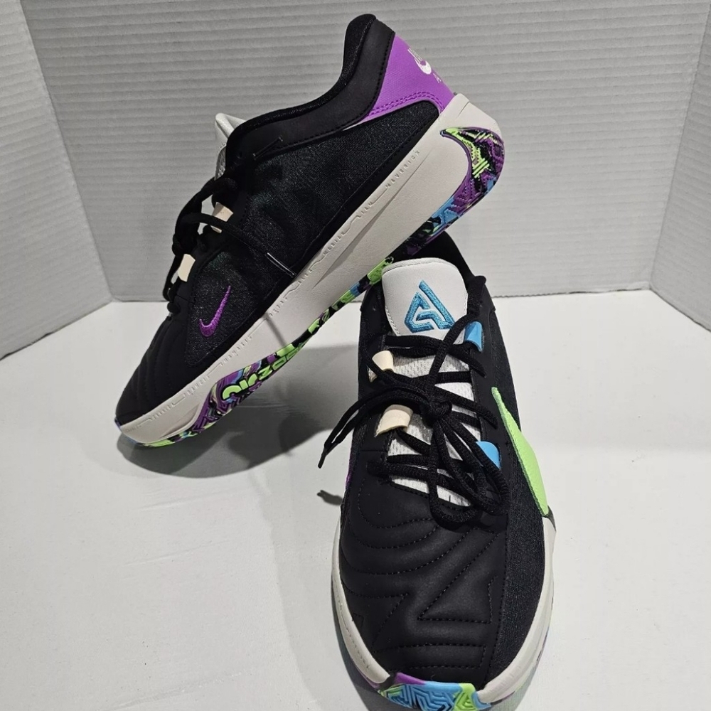 Nike Zoom Freak 5